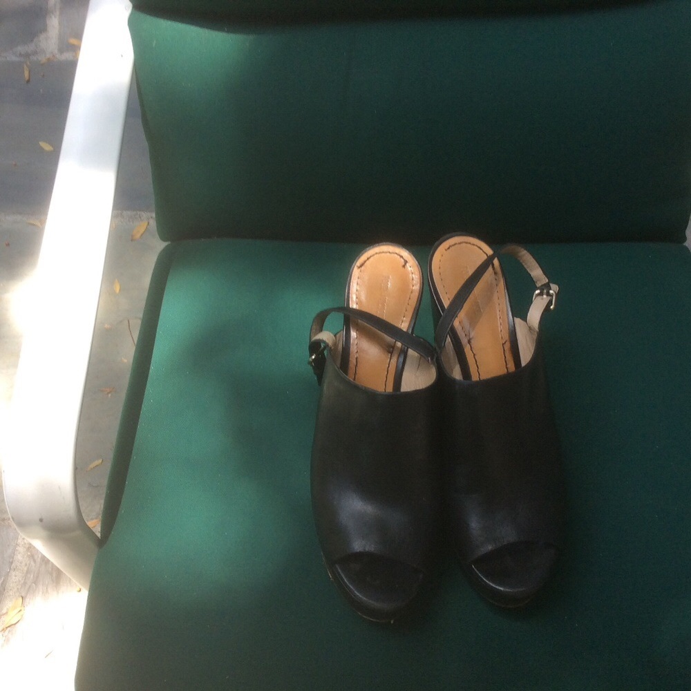 Shoes different name brand